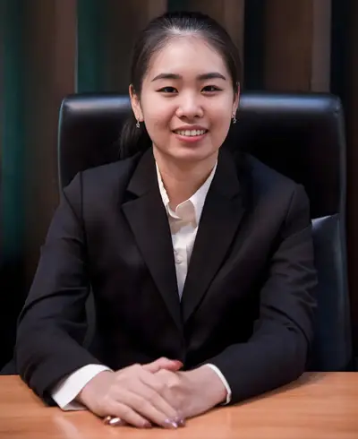 นางสาวอารดา ยาวุฒิ (ทนายความ/ฝ่ายบังคับคดี) Ms.Arada Yawut (Lawyer /Executing officer)